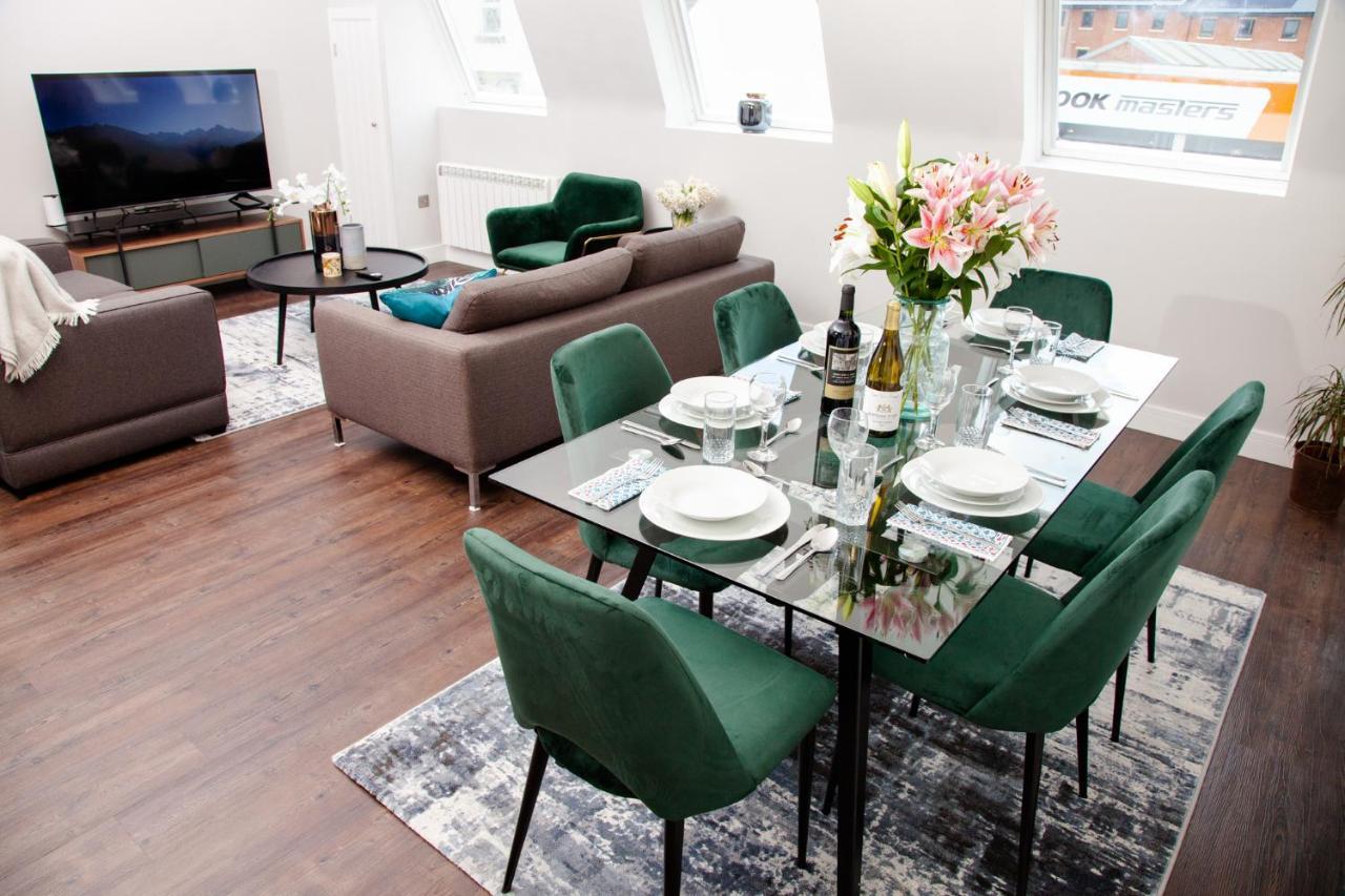 High Life Serviced Apartments - Old Town Суиндон Экстерьер фото