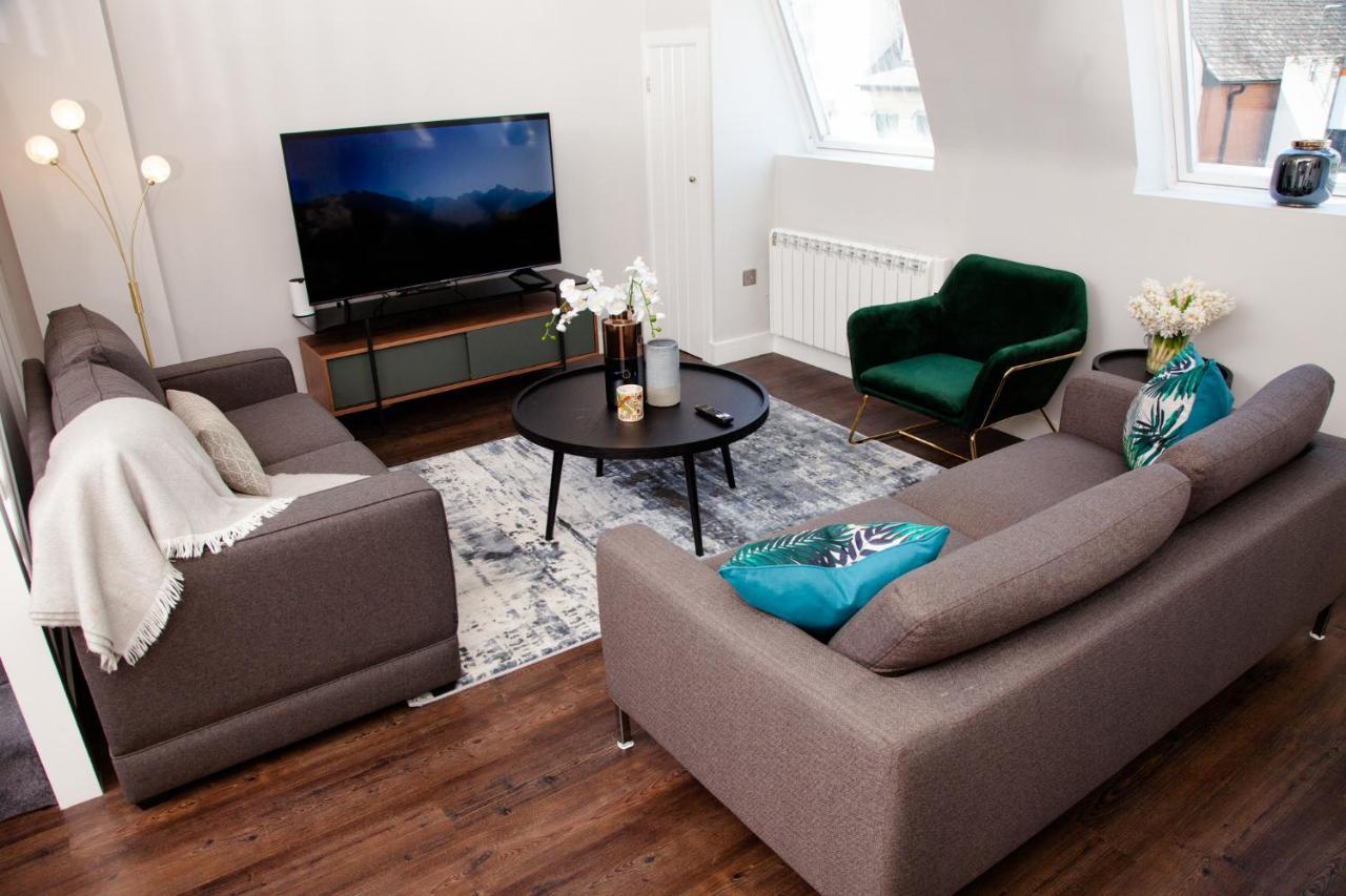 High Life Serviced Apartments - Old Town Суиндон Экстерьер фото