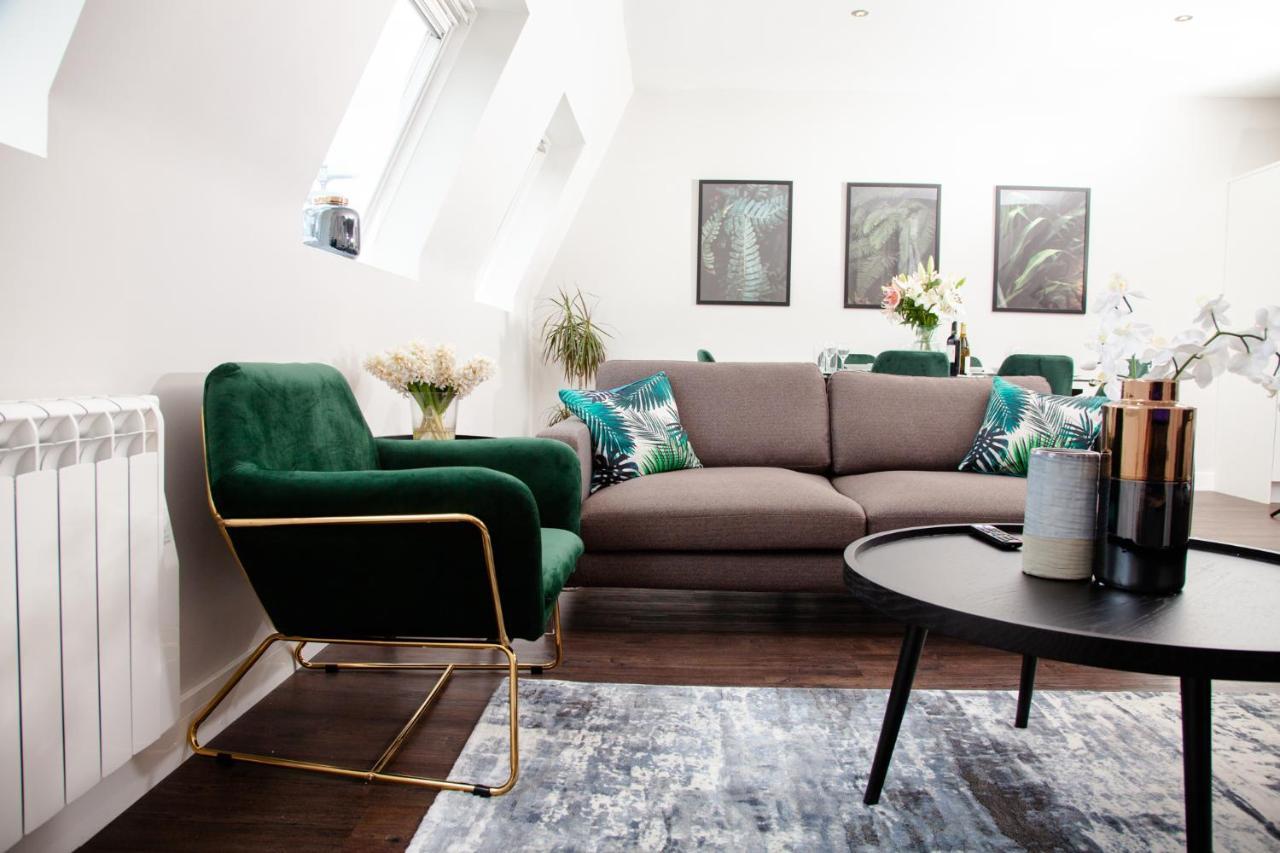 High Life Serviced Apartments - Old Town Суиндон Экстерьер фото