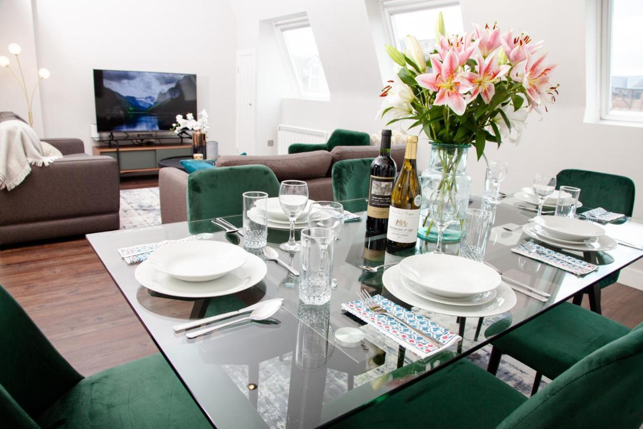 High Life Serviced Apartments - Old Town Суиндон Экстерьер фото